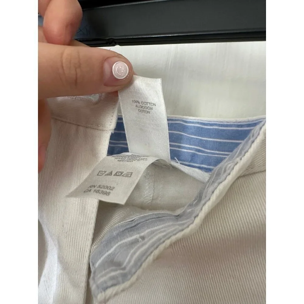 Liz Claiborne women’s size 12 white shorts